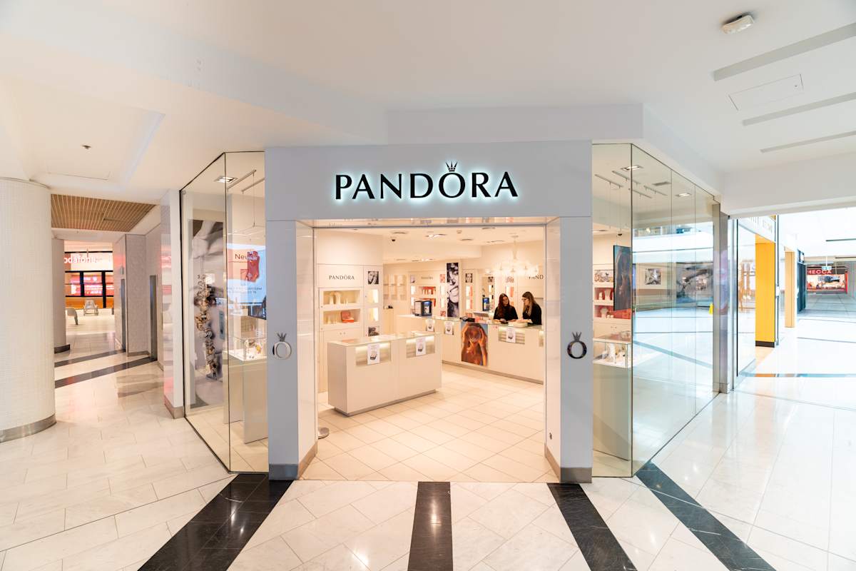Pandora storefront image