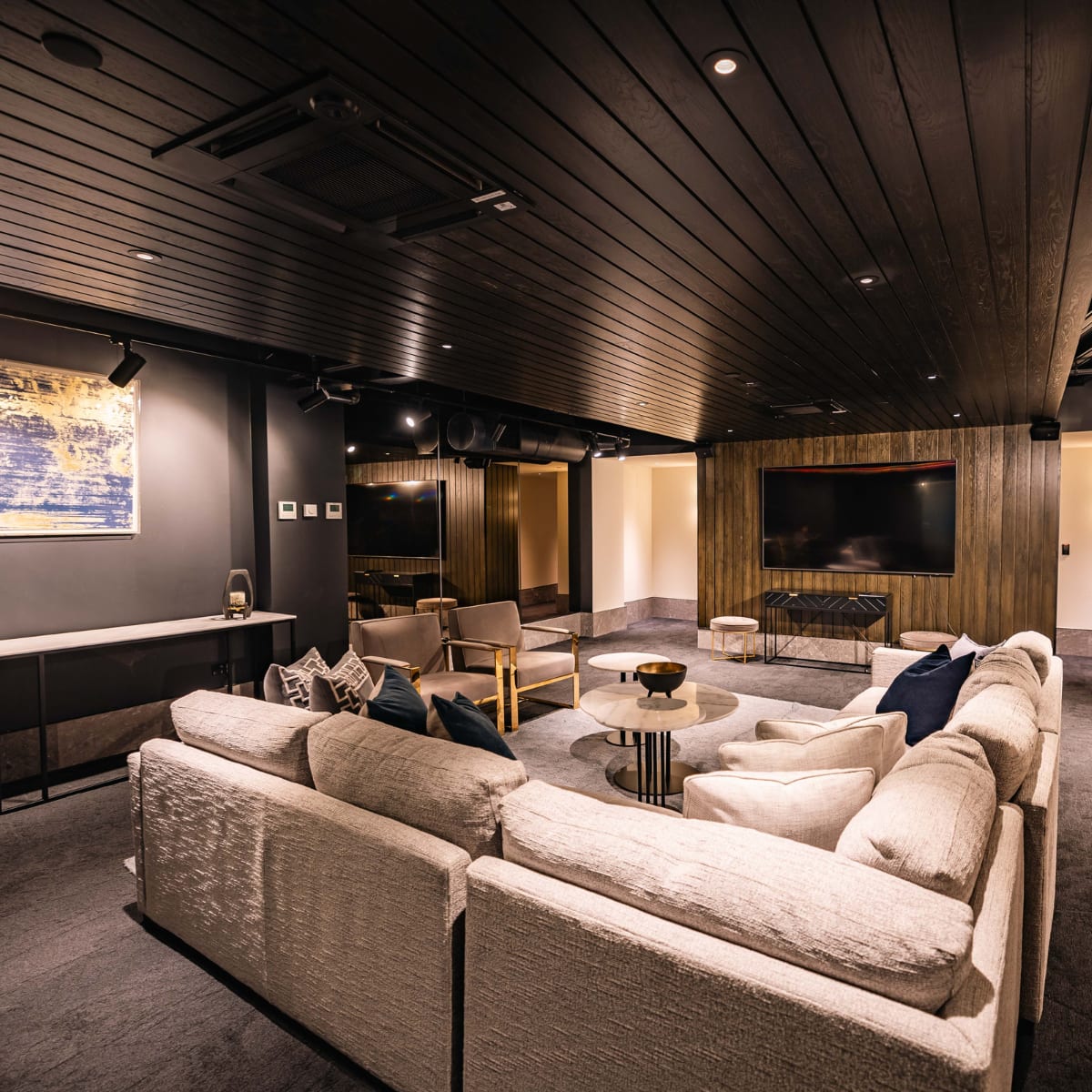 The Lounge