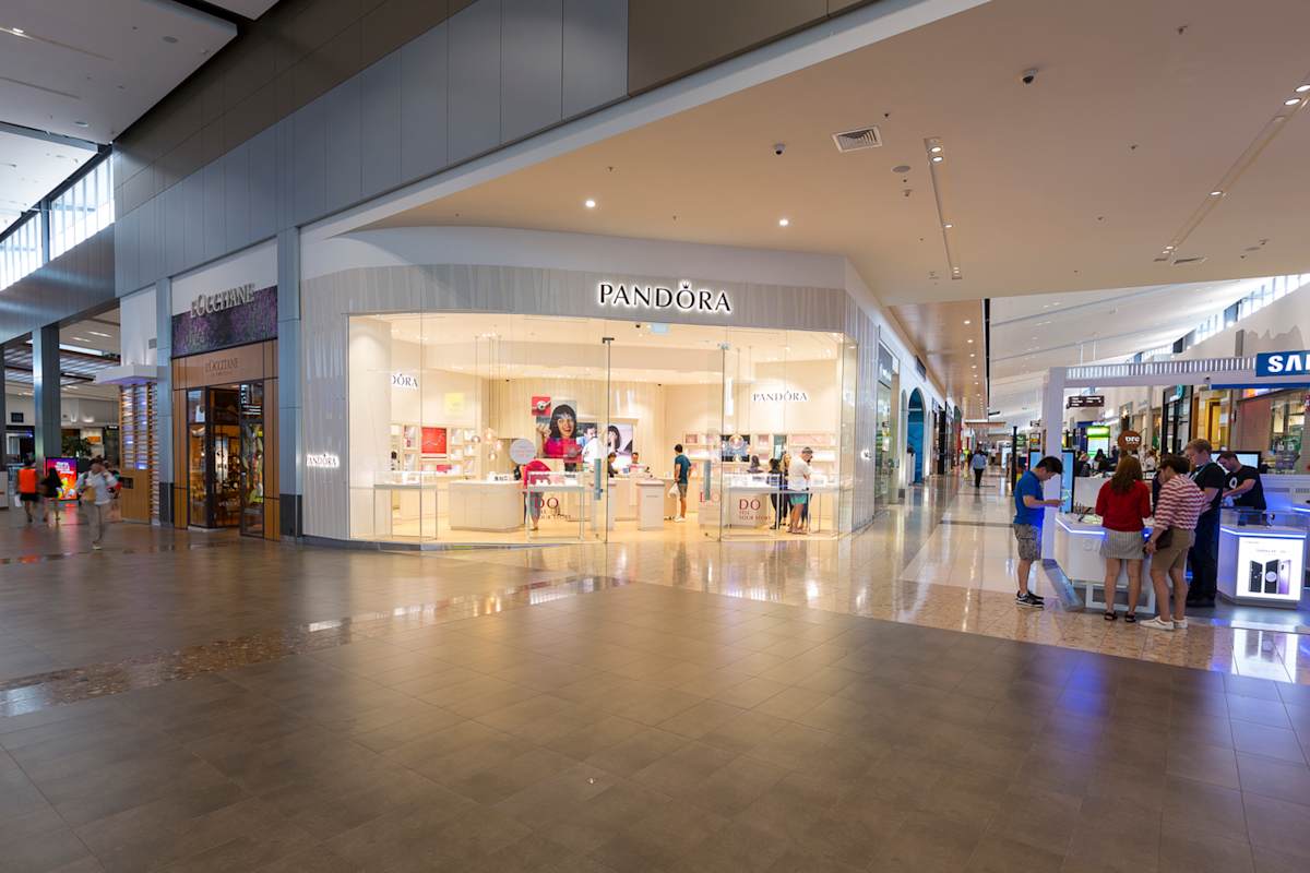 Pandora storefront image