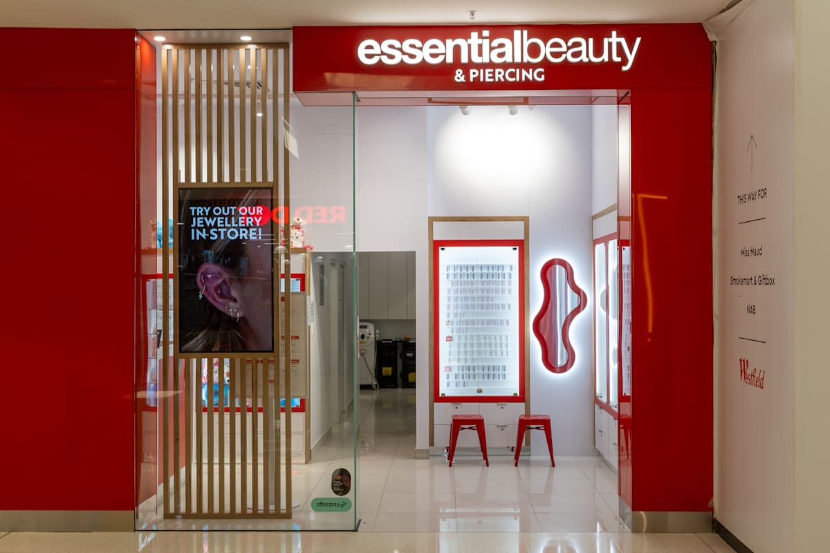 Essential Beauty & Piercing storefront image