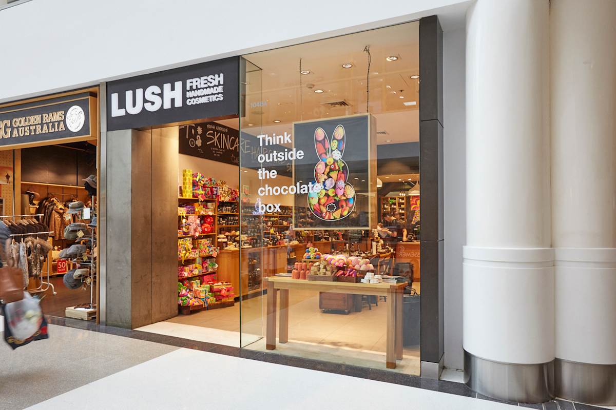 Lush Fresh Handmade Cosmetics storefront image
