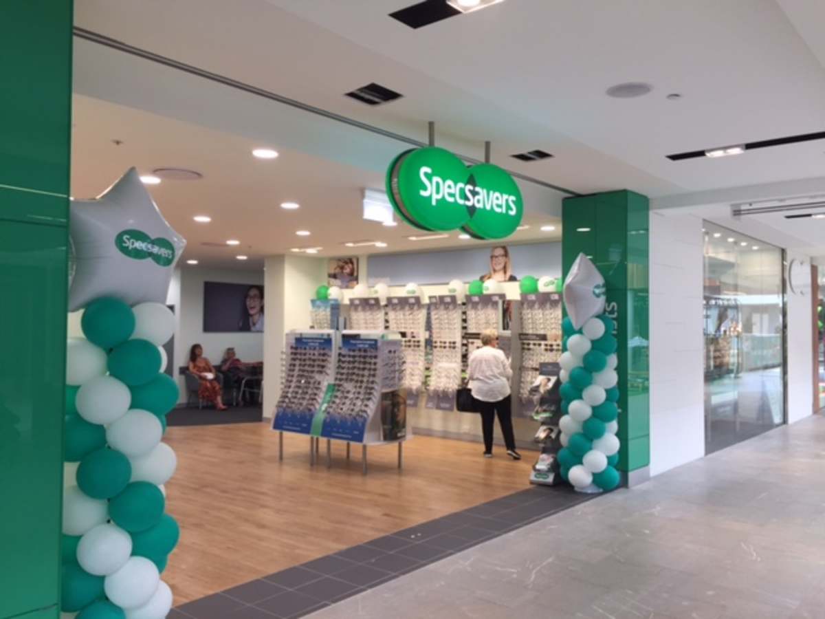 Specsavers storefront image