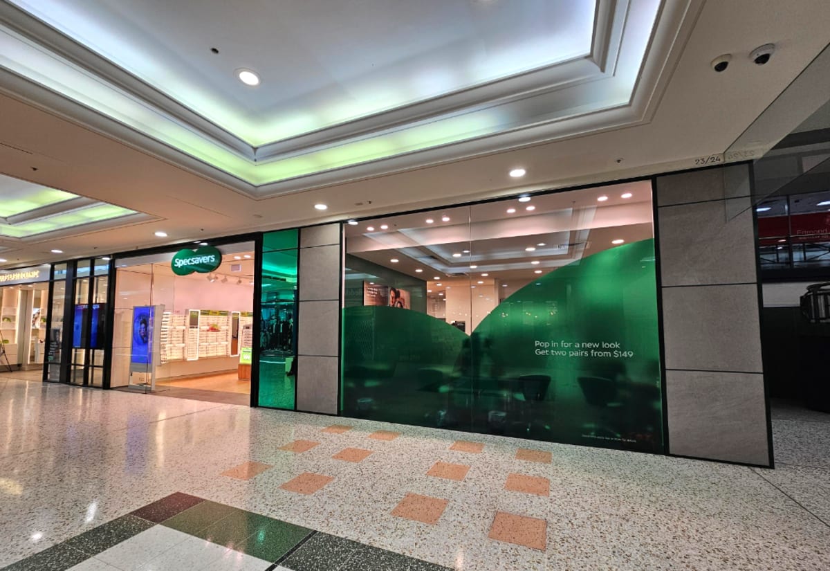 Specsavers storefront image