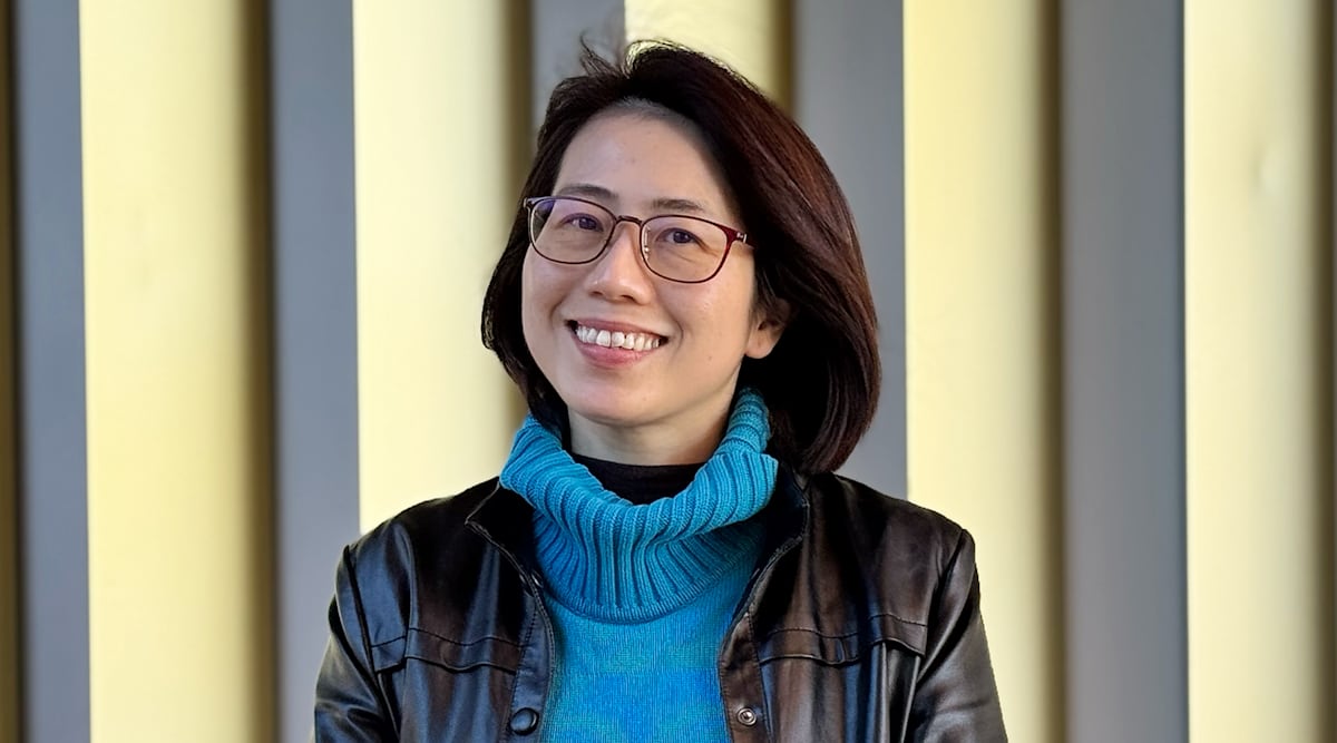 Carousel Elvie Yap