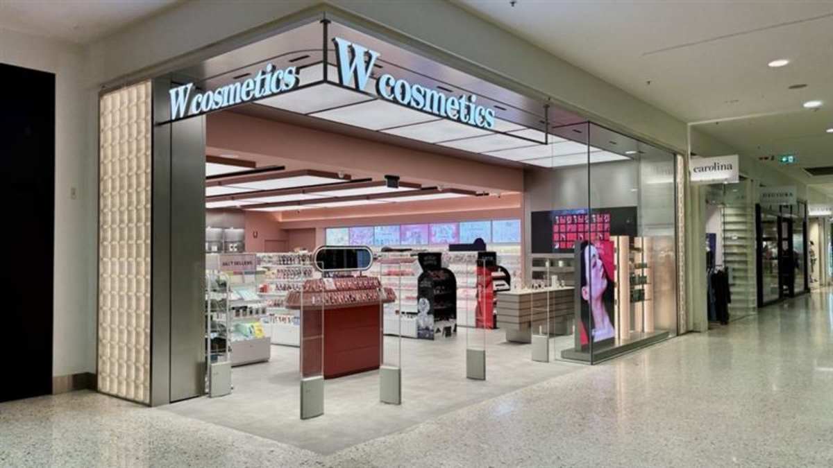 W cosmetics - Woden - Storefront