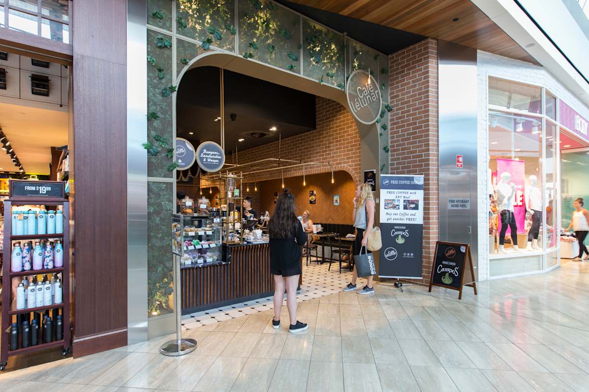 Cafe LeLunar storefront image