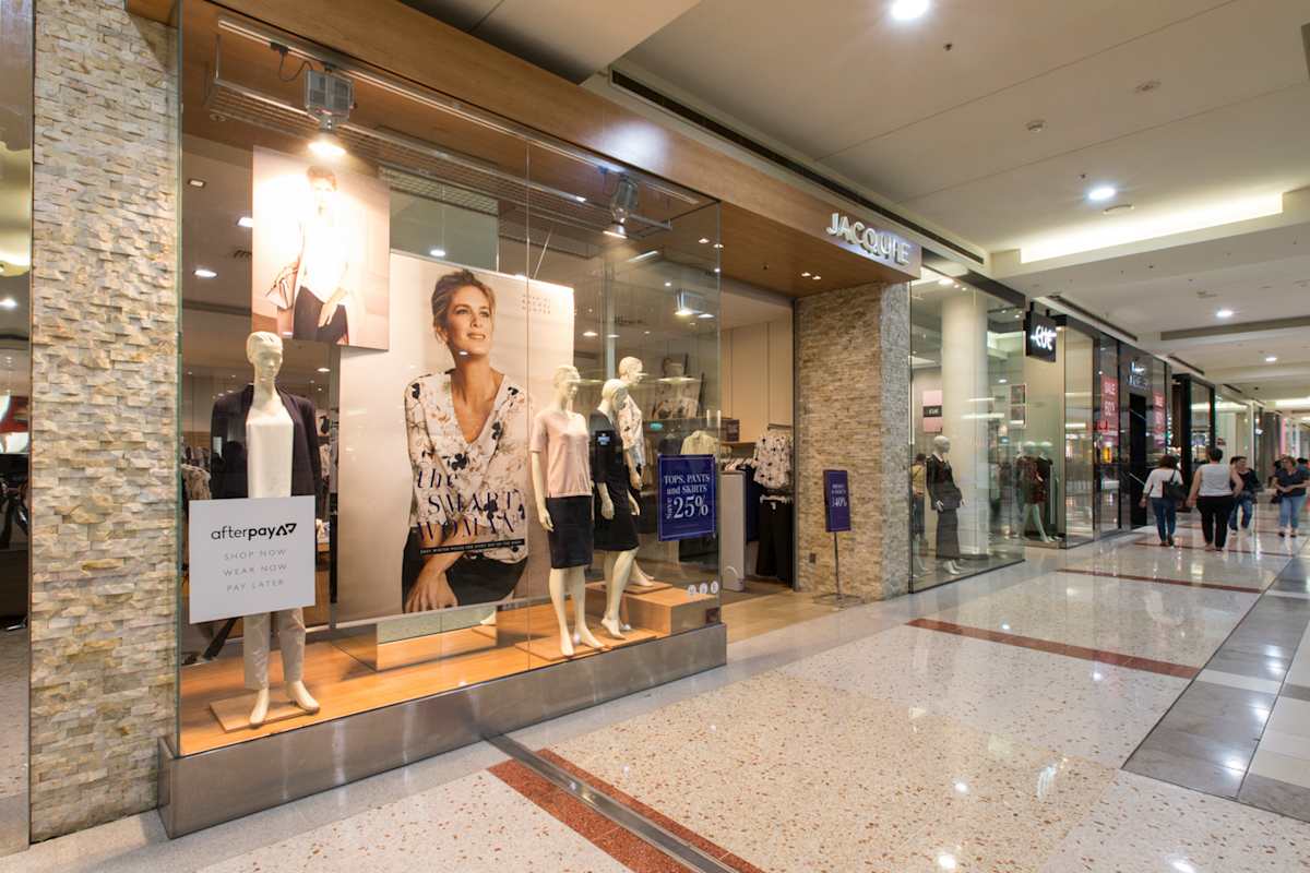 Jacqui E storefront image