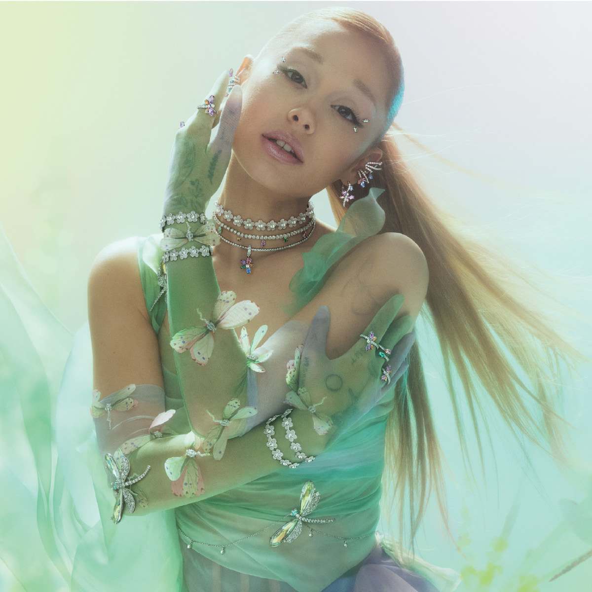 Swarovski: Welcome to Ariana’s Garden