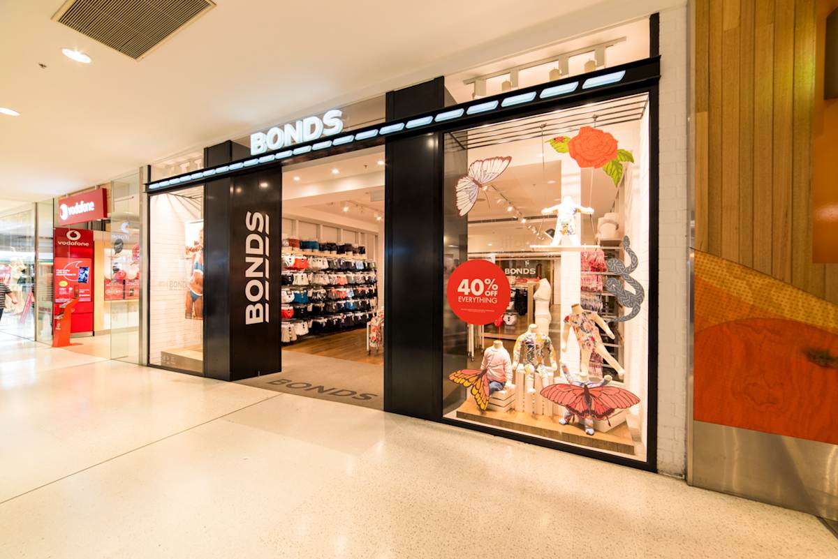 Bonds storefront image