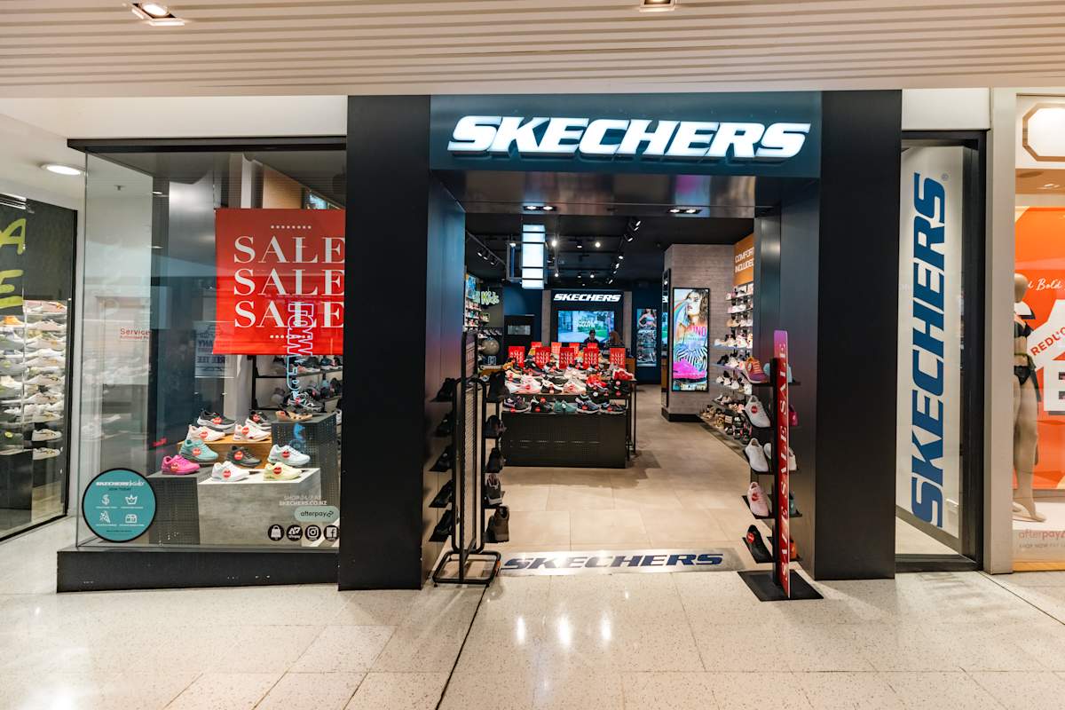Skechers storefront image