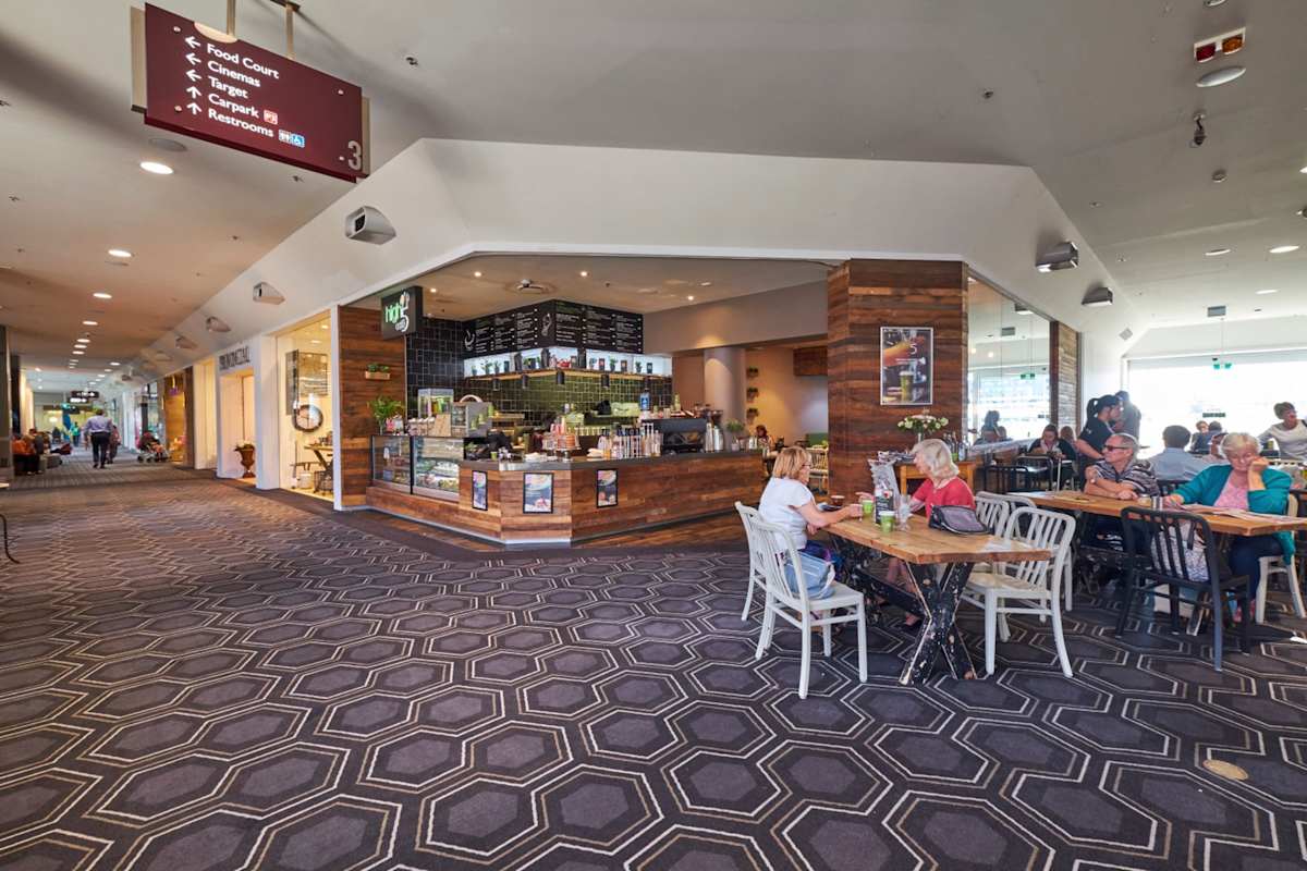 High Five Cafe storefront image
