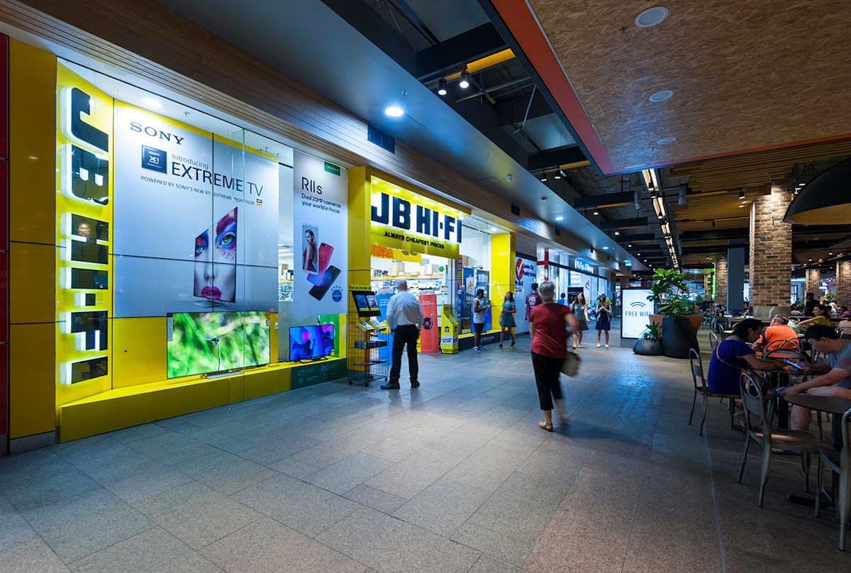 JB Hi-Fi storefront image