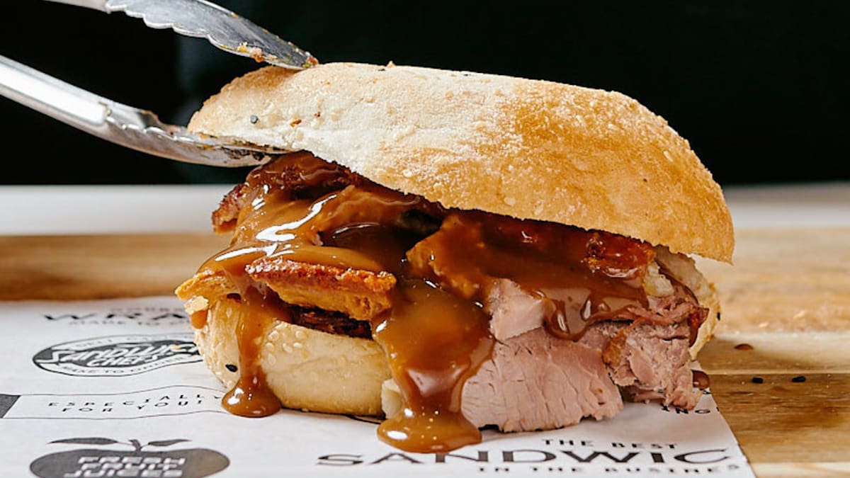 WHI Food Court Sandwich Chef 26