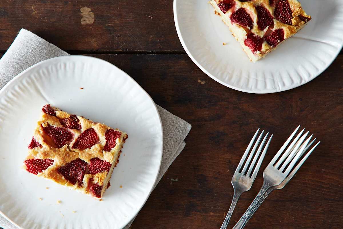 Strawberry Cake Recipe - Plenty Valley
