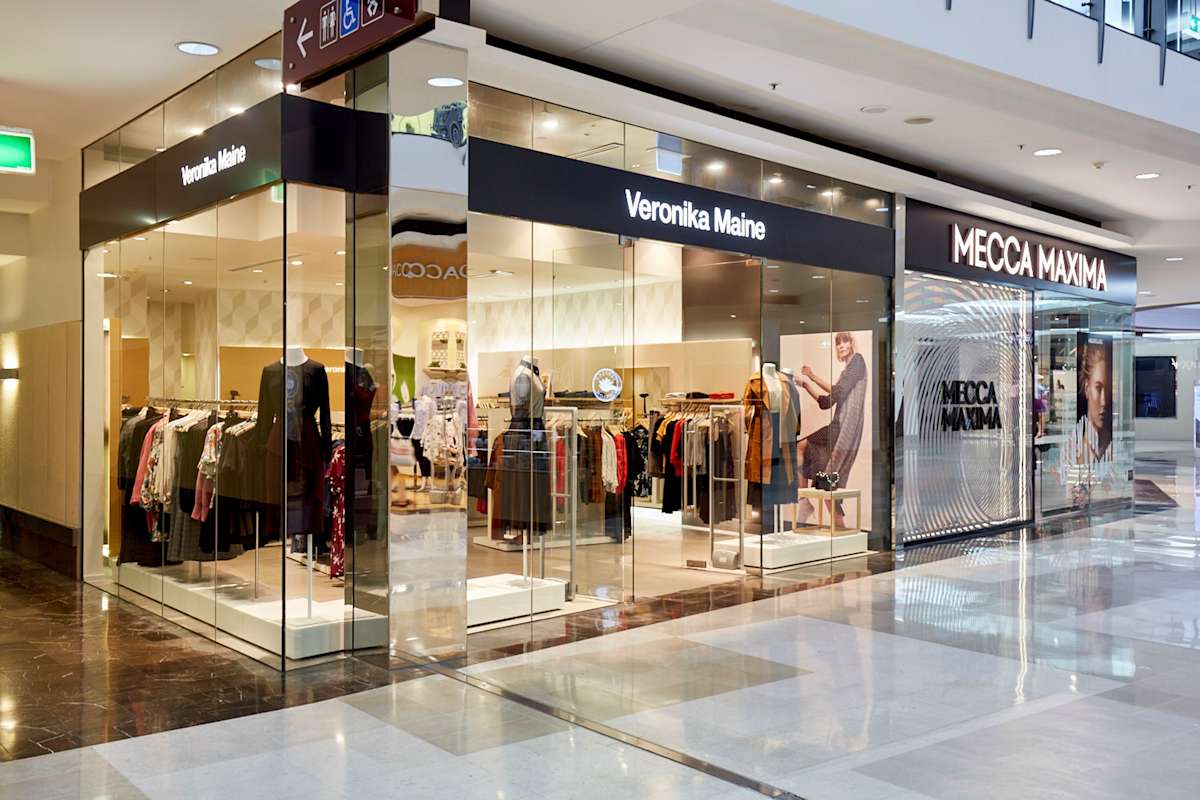 Veronika Maine storefront image