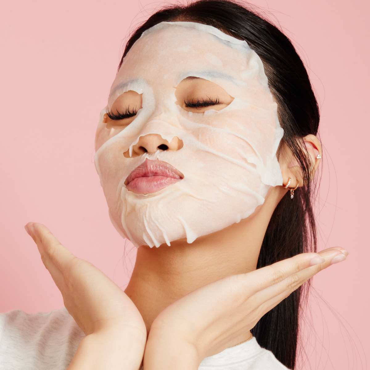 Essential Beauty & Piercing: FREE Face Mask!*