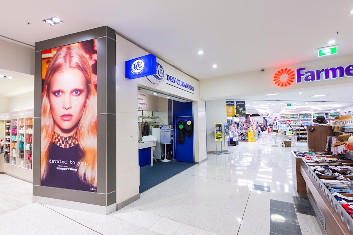 TLC Drycleaners storefront image