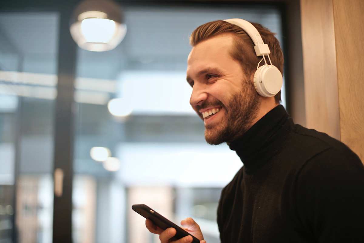 headphones winter editorial 22