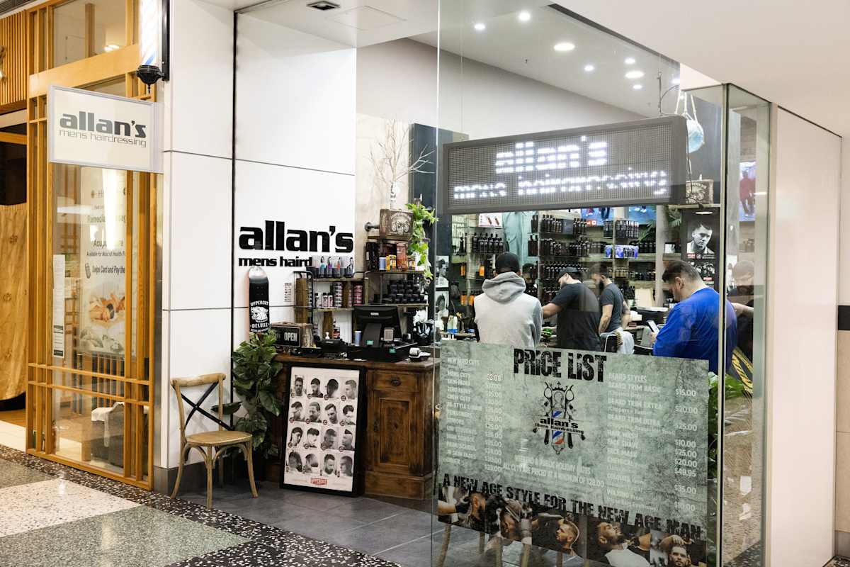 Allan's Mens Hairdressing storefront image