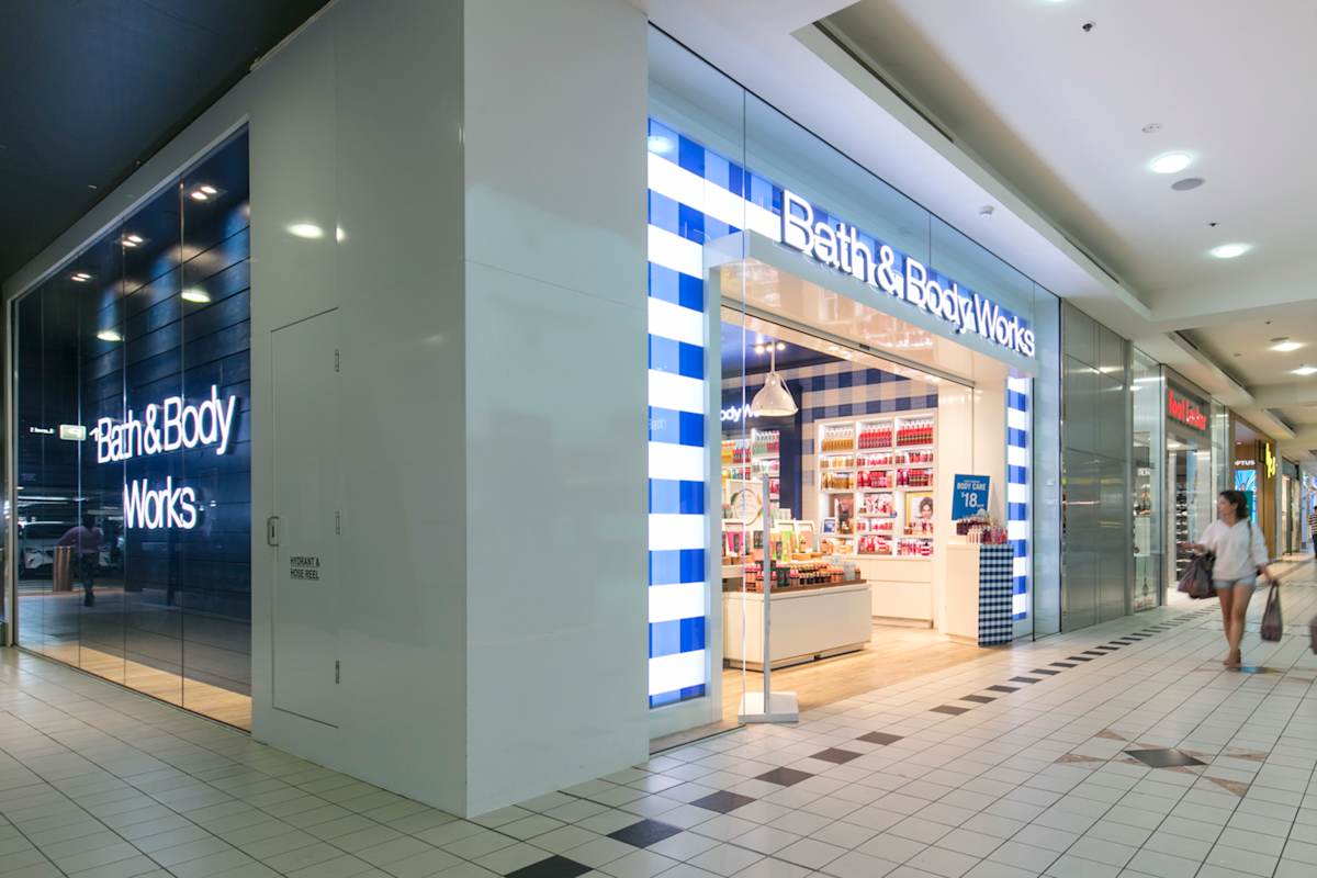 Bath & Body Works storefront image