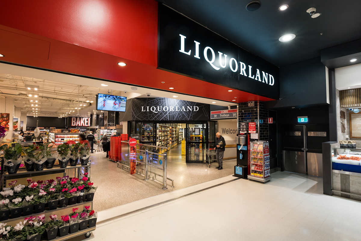 Liquorland storefront image