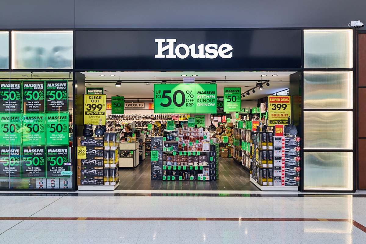 House storefront image