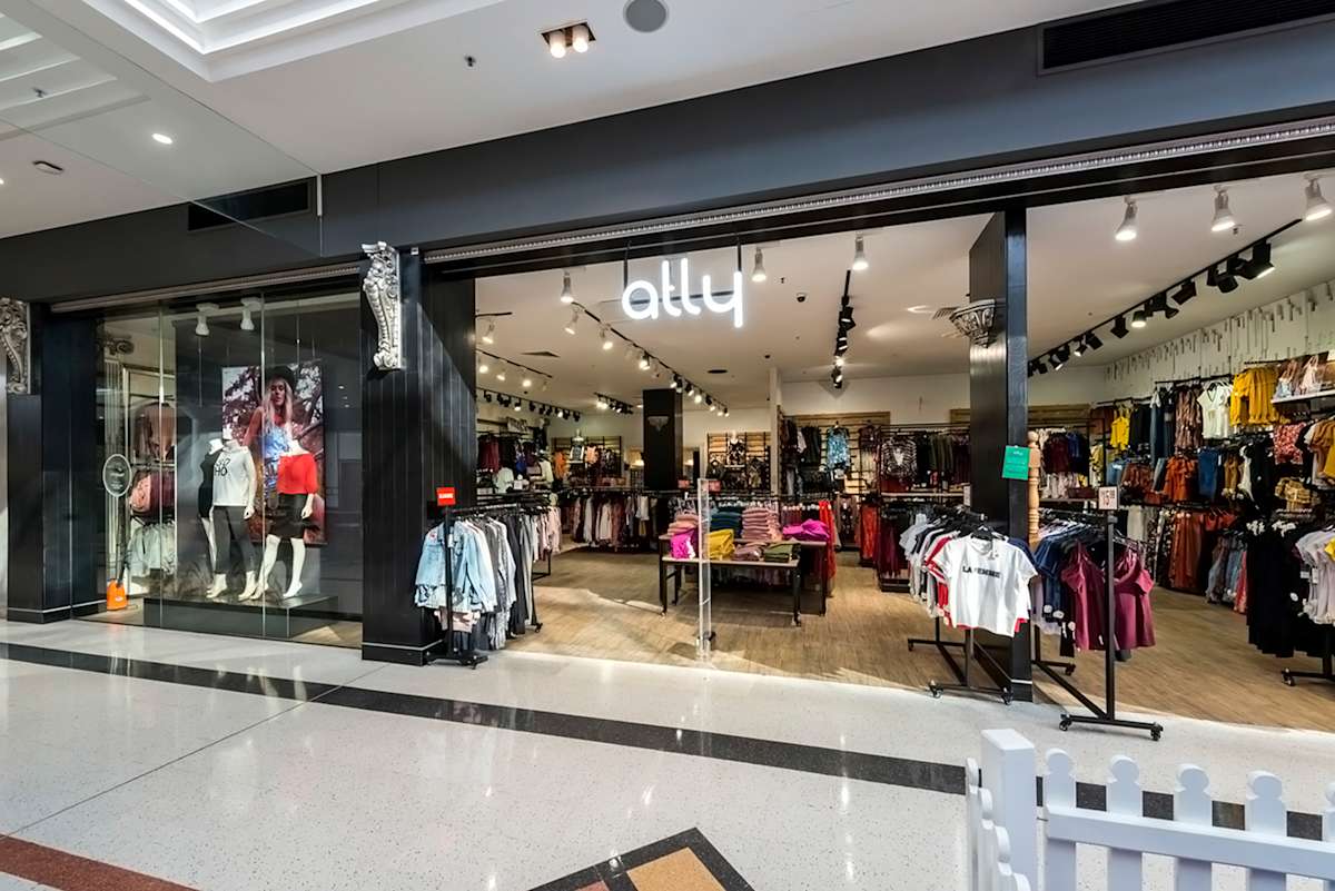 Ally Fashion storefront image