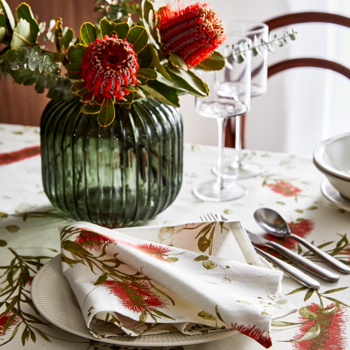 MyHouse tablescape