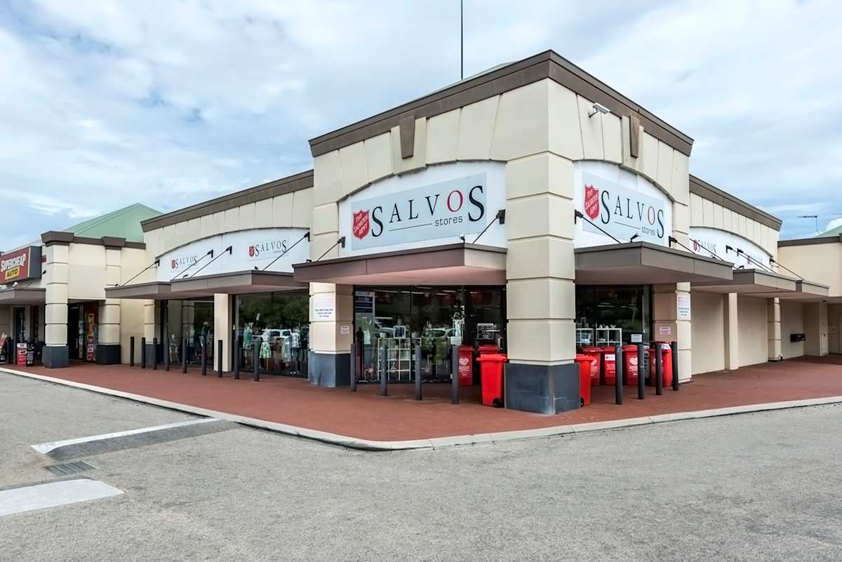 Salvos Stores storefront image