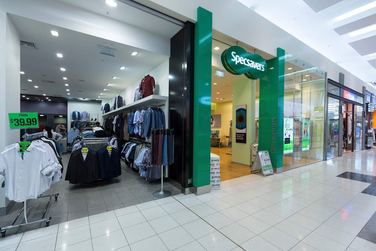 Specsavers storefront image