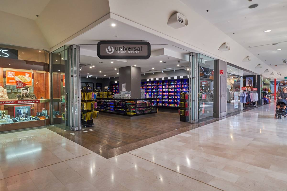 Universal Phone Services & Repairs storefront image
