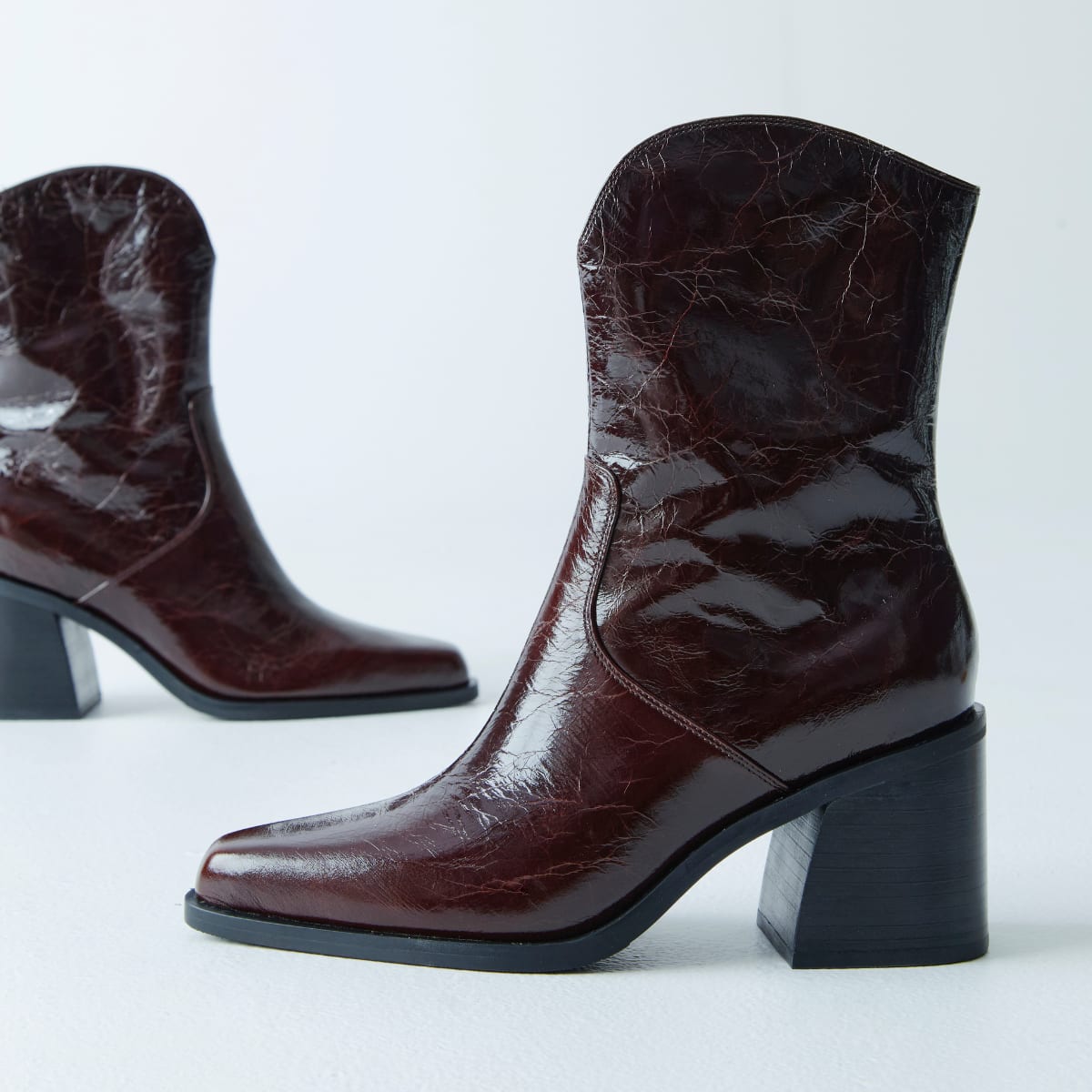 Mi Piaci: Take $70 off Full Priced Boots