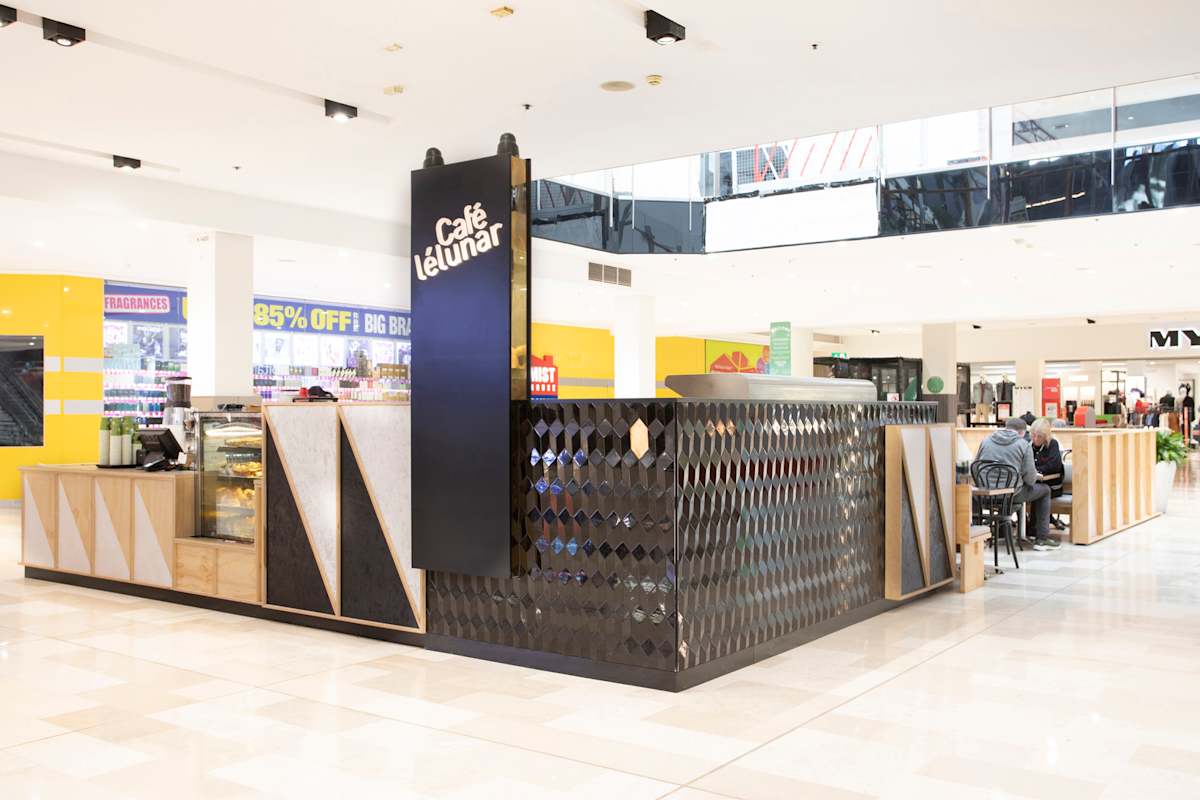 Cafe LeLunar storefront image