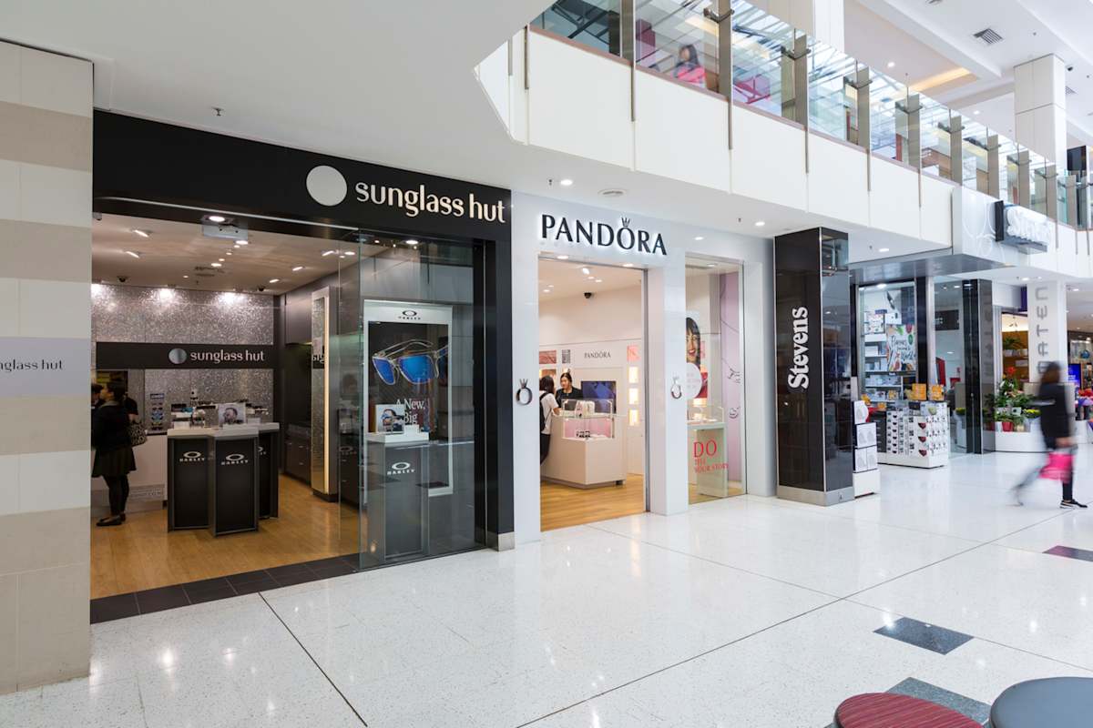 Pandora storefront image