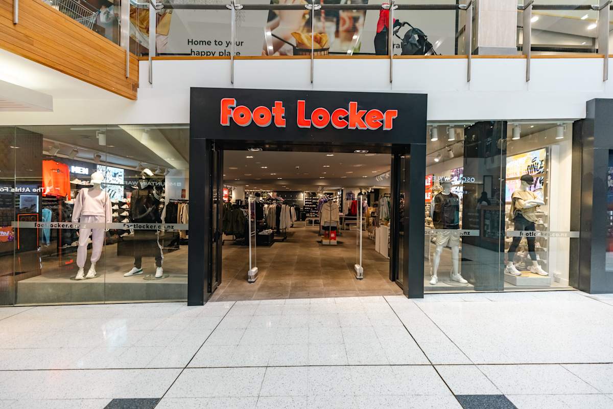 Foot Locker storefront image