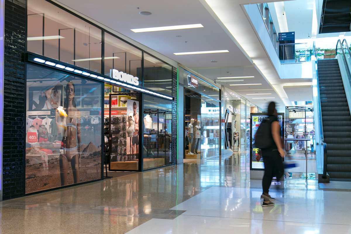 Bonds storefront image