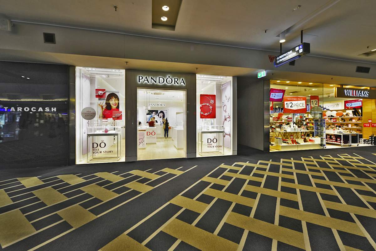 Pandora storefront image