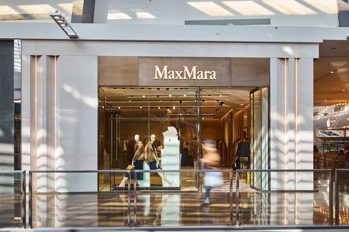 Max Mara storefront image