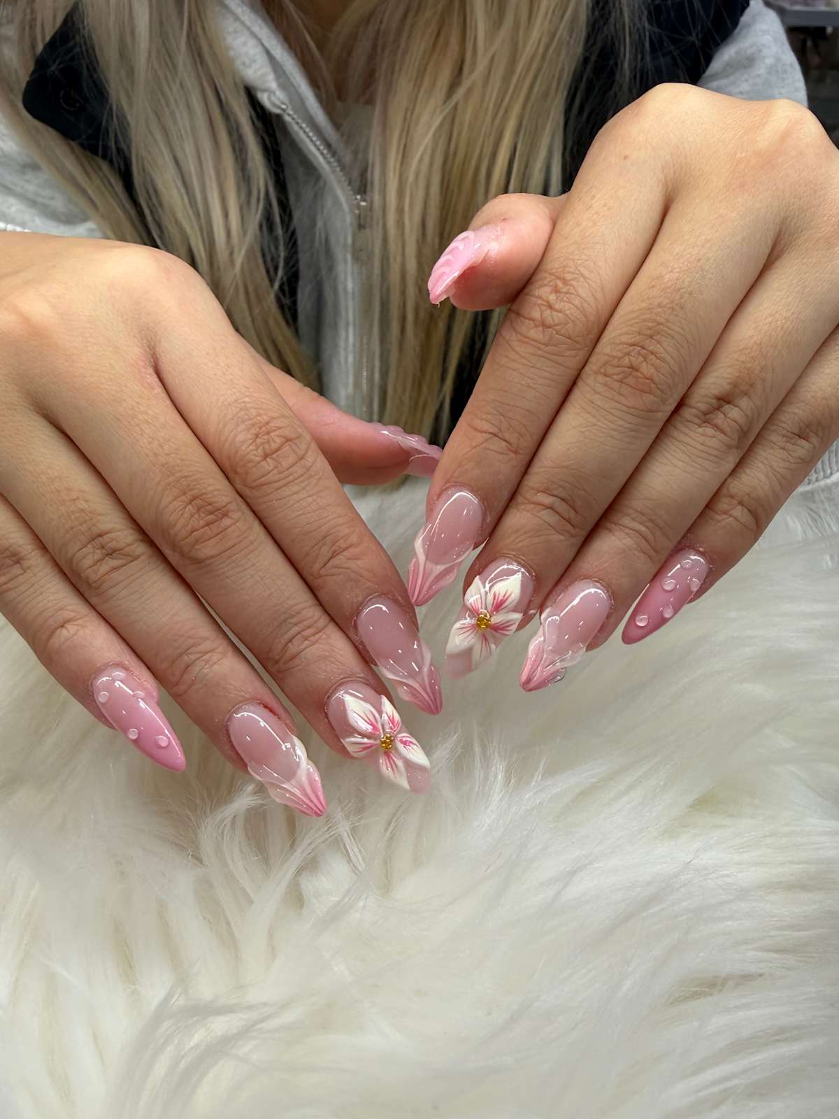 Master Colour Nails: 💅 Discover the New Nail trends