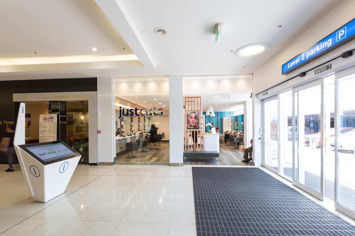 Just Cuts storefront image