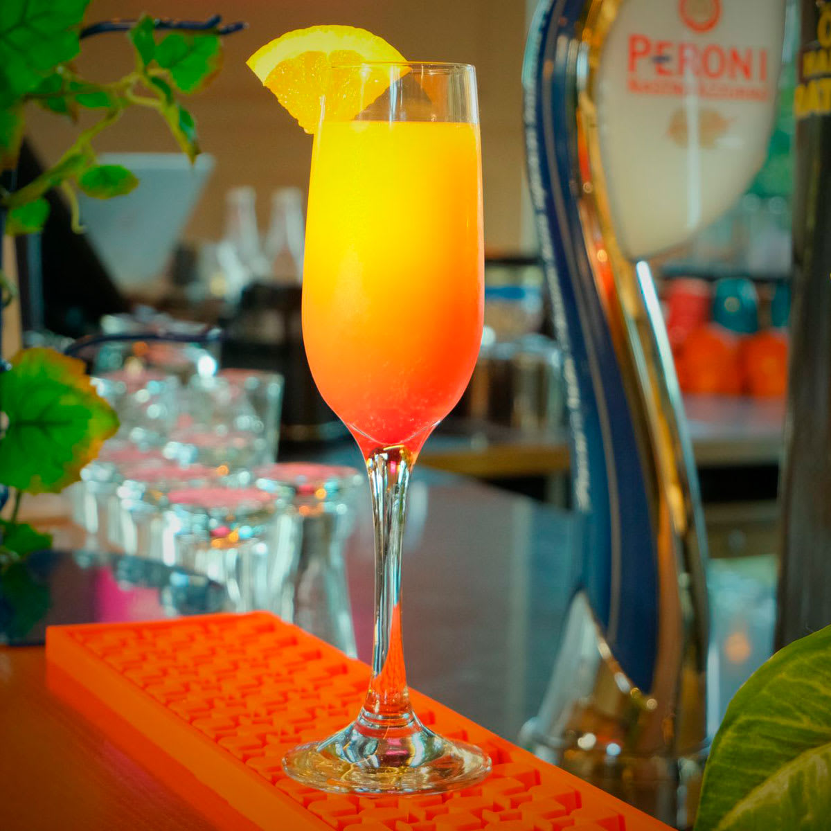 Something & Social: Happy hour and social