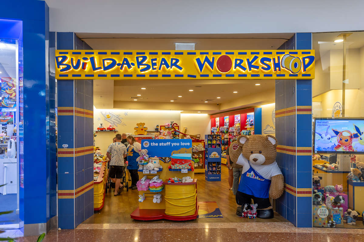 Build-A-Bear Workshop storefront image