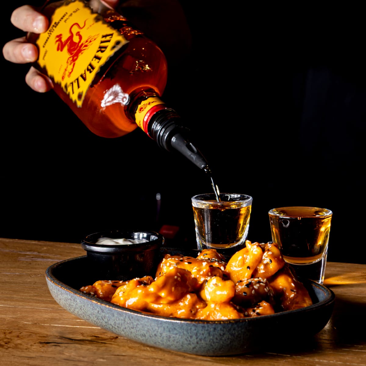 Urban Alley Brewery : $1 wings and $5 fireball shots