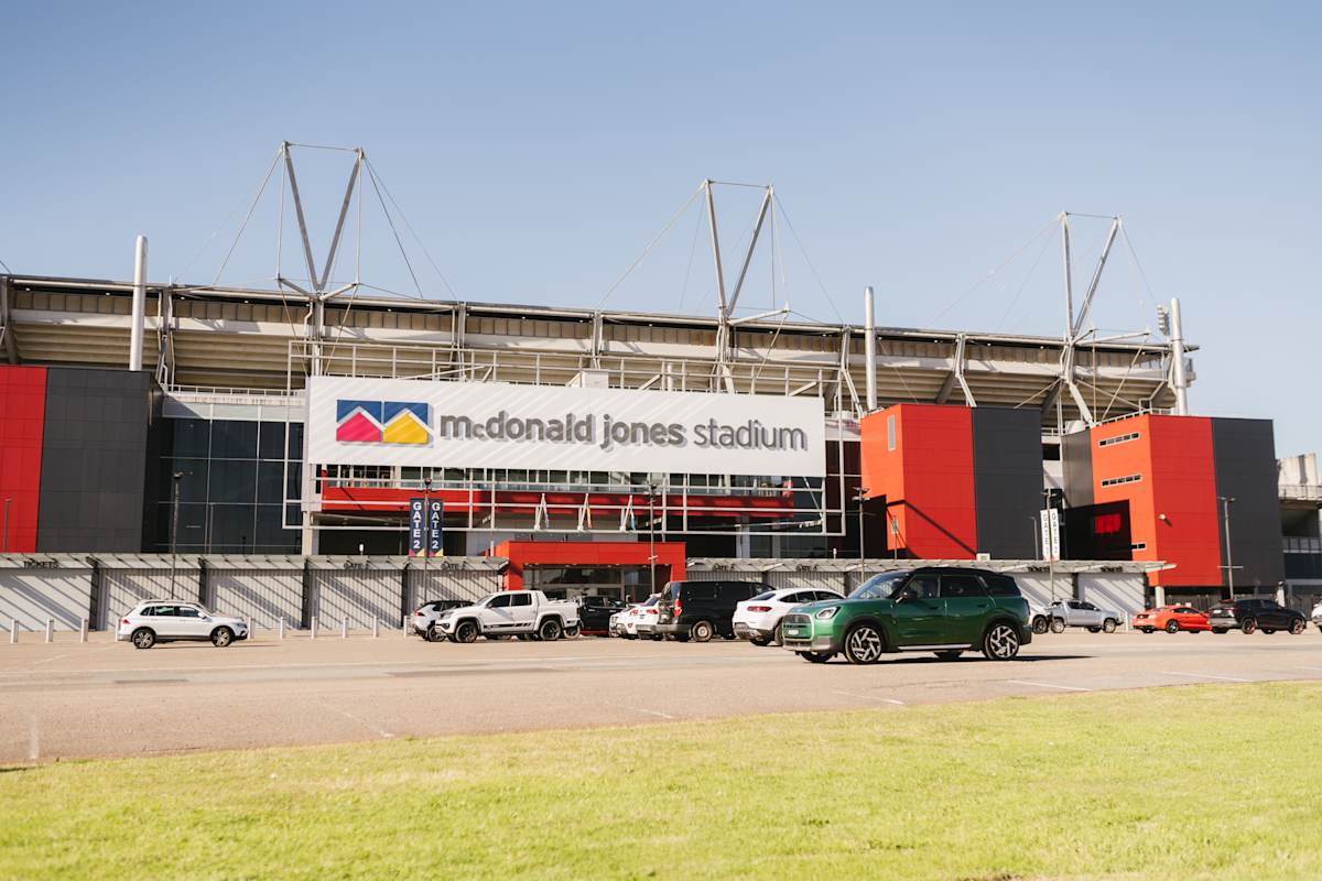 Mcdonald Jones Stadium - Kotara