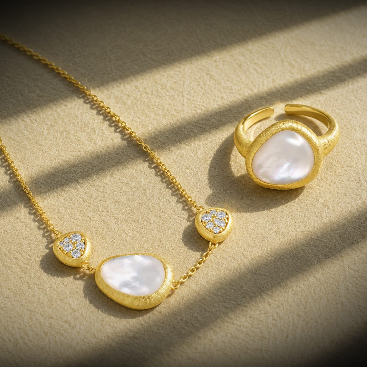 Orange Cube: New gold essentials, arriving soon