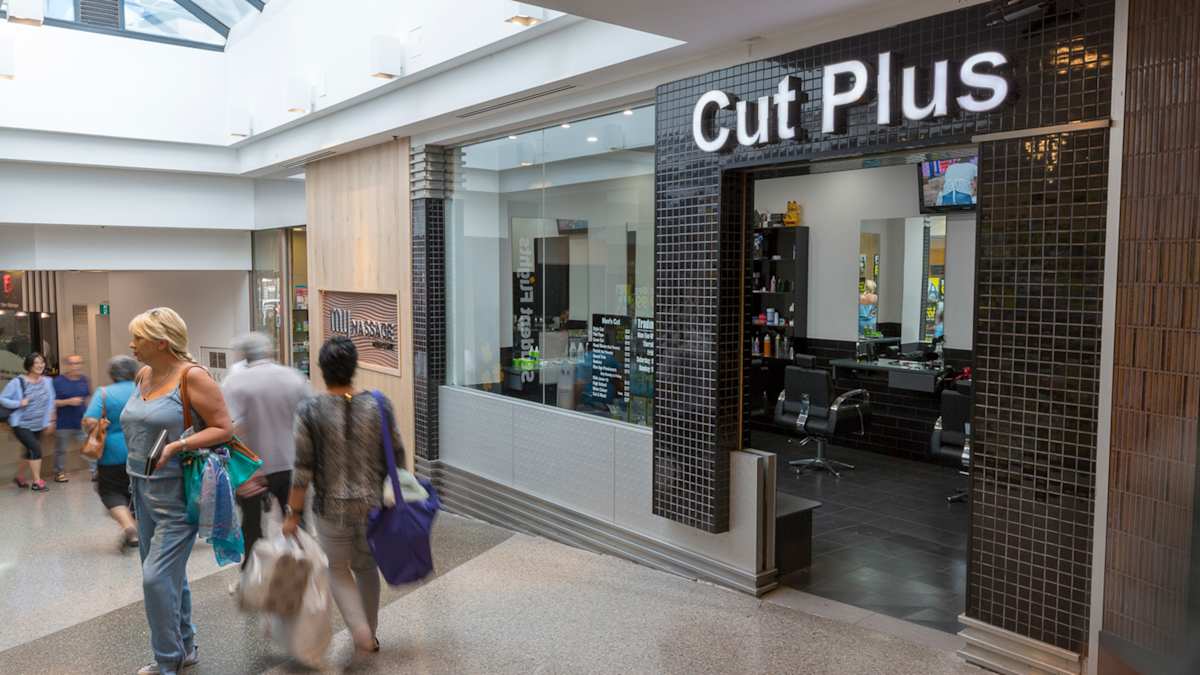 Cut Plus storefront image