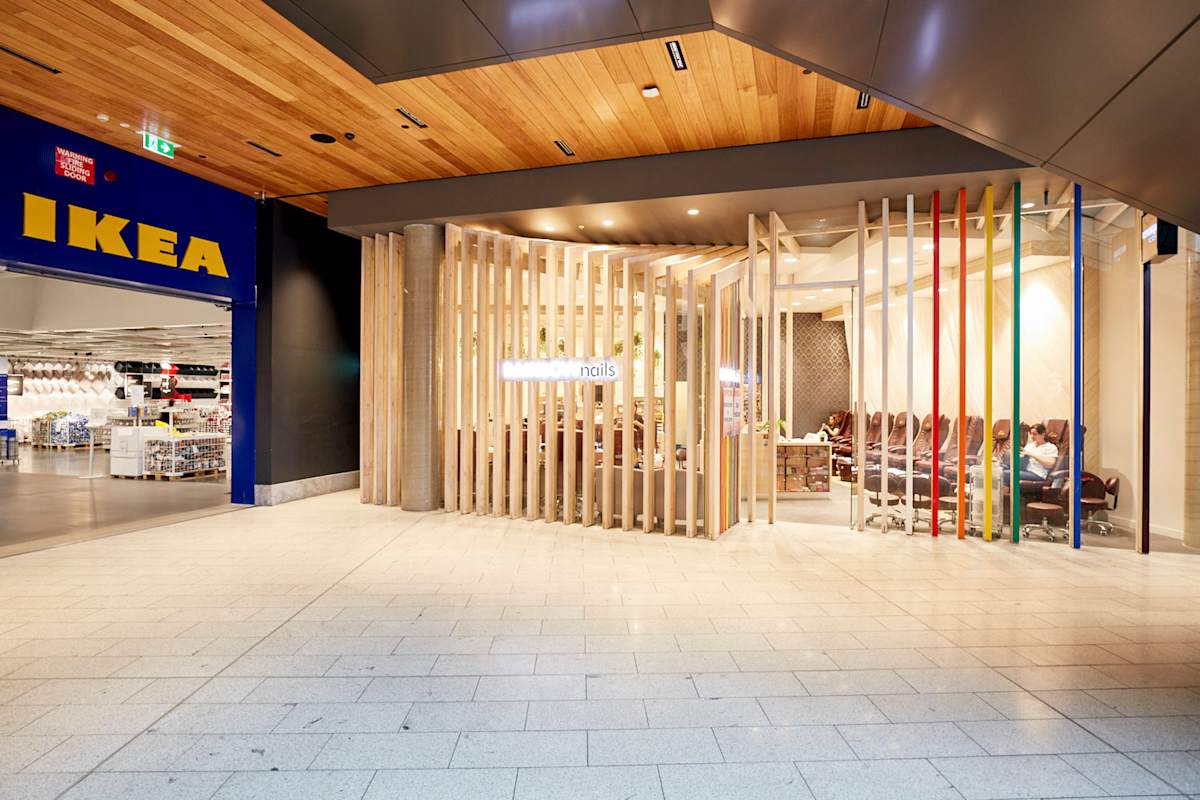 Rainbow Nails storefront image
