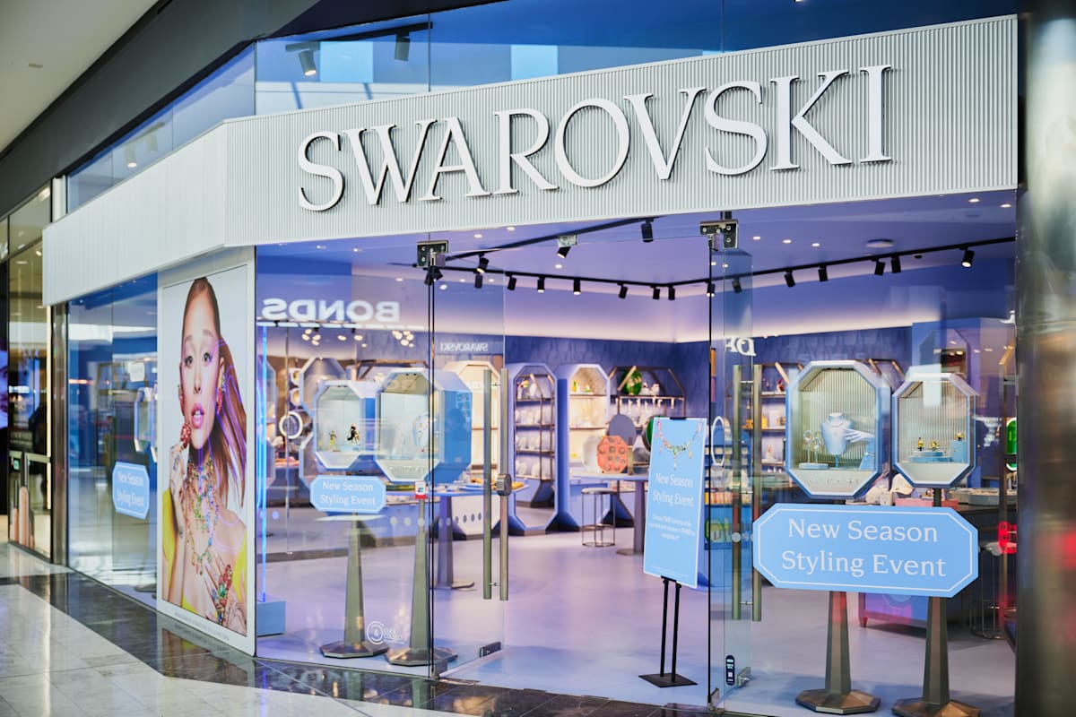Swarovski storefront image
