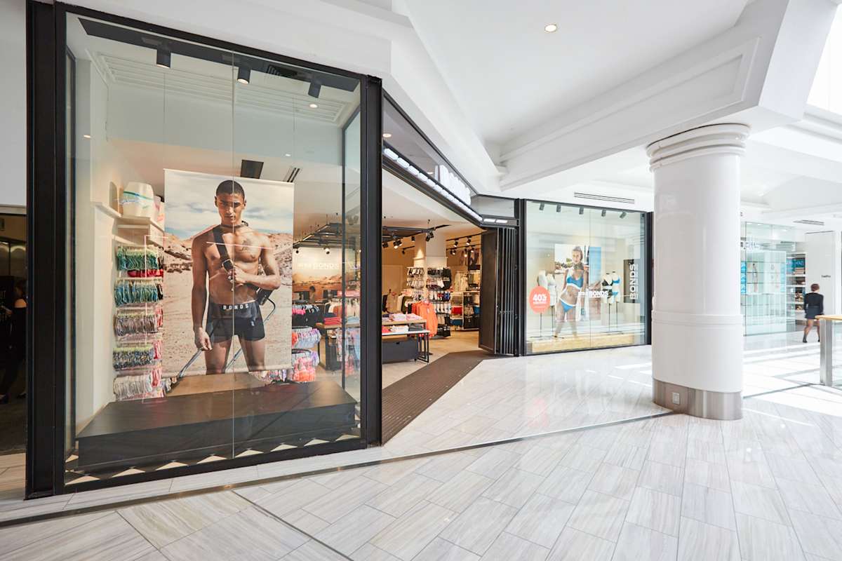 Bonds storefront image