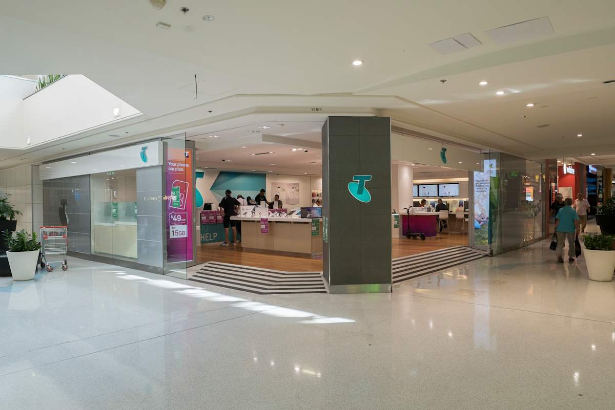 Telstra storefront image
